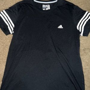 black Adidas short sleeve XL